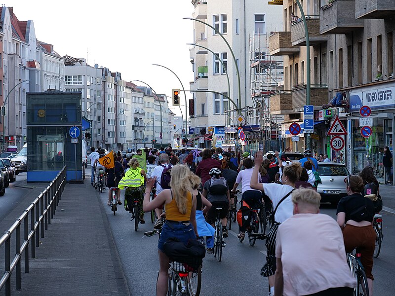 File:Extinction Rebellion protest Berlin 26-04-2019 45.jpg