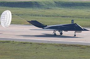 Un F-117 in atterraggio.