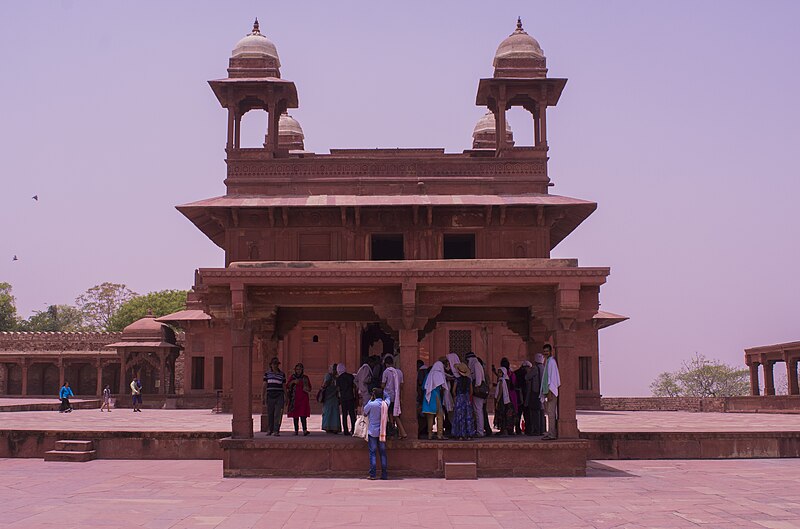 File:Fatehpur Sikri (3).jpg