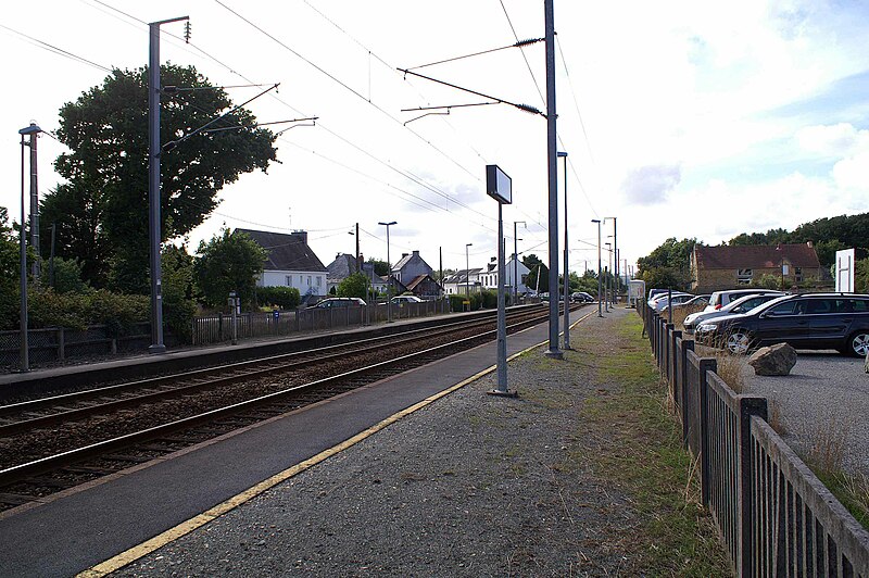 File:Gare-Landevant-Lorient.jpg