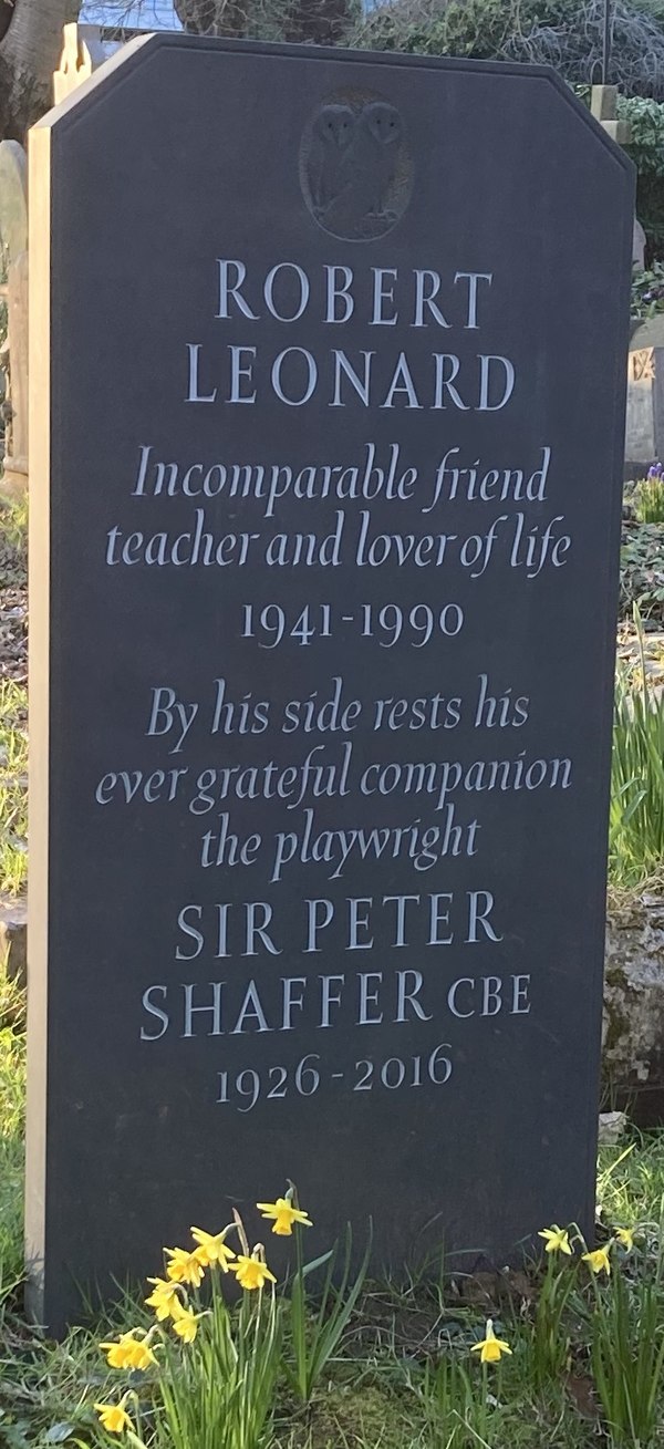 Grave of Robert Leonard and Peter Shaffer in Highgate Cemetery
