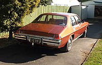 Holden Premier (1976-1977 HX series) 02.jpg