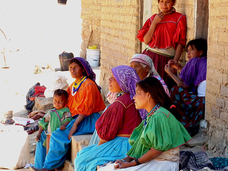 File:Huichol Woman artisans.jpg