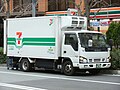 第五代Elf日本本土版（7-Eleven物流車）