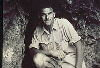 James Kitching pada tahun 1947