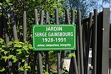 Jardin Serge Gainsbourg @ Paris (33118334233).jpg