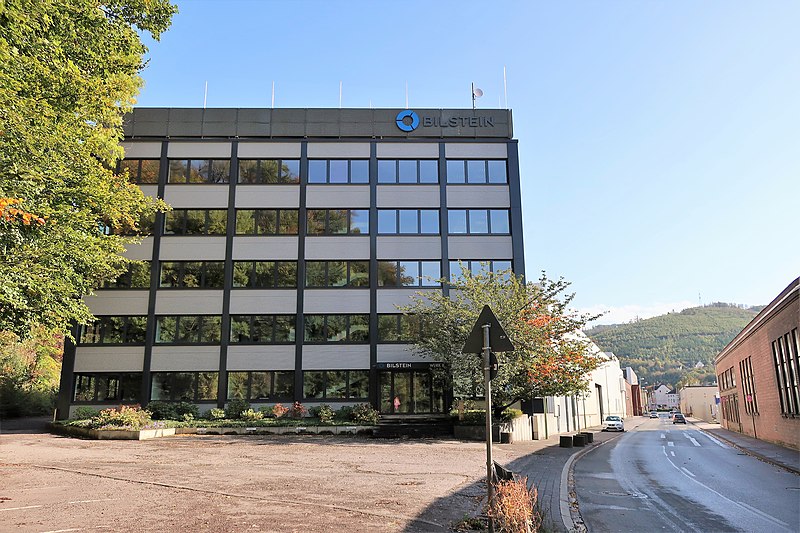 File:Kaltwalzwerk Bilstein Oeger Straße 11-35.jpg