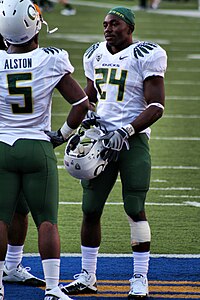 Barner with Oregon in 2010 Kenjon Barner vs Cal, November 2010.jpg