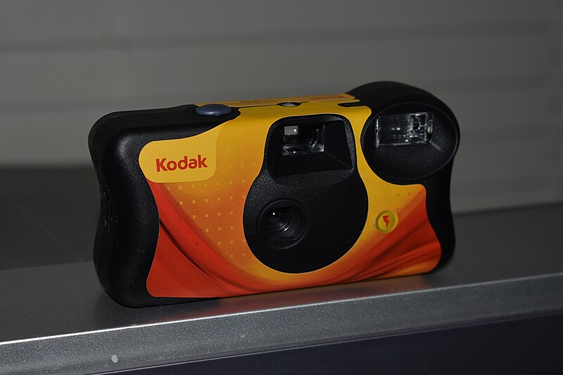 File:Kodak Flash Single Use Camera (44234788121).jpg