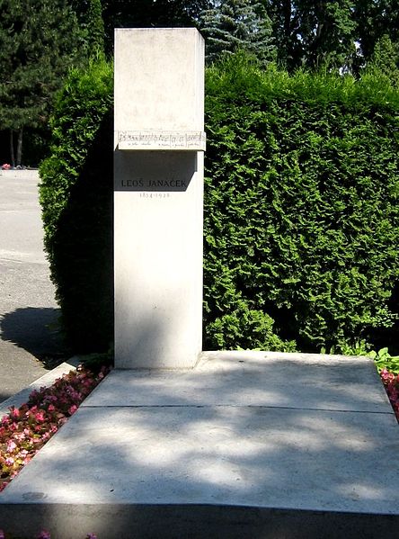 File:Leos Janacek hrob.jpg