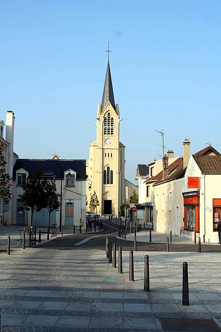 Les Mureaux Église01