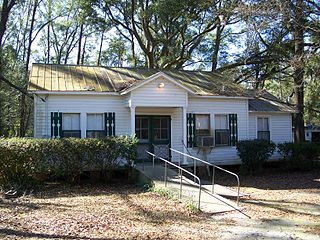 <span class="mw-page-title-main">Lloyd Woman's Club</span> United States historic place