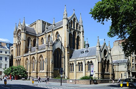 The church. Католическая Апостольская Церковь. Католический храм в Лондоне. Церковь Христа царя, Блумсбери. Церковь Христа Шотландия.