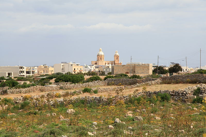 File:Malta - Dingli (Triq Panoramika) 02 ies.jpg