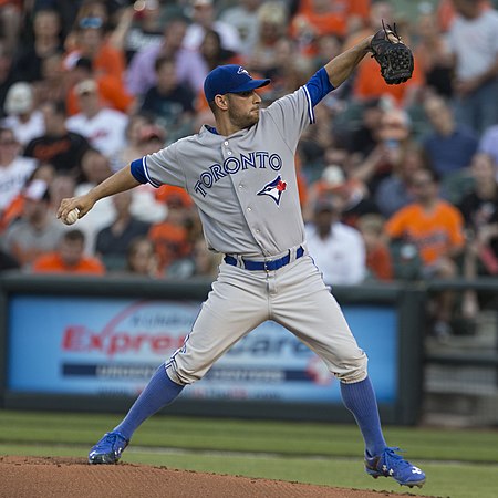 Marco Estrada on May 11, 2015.jpg