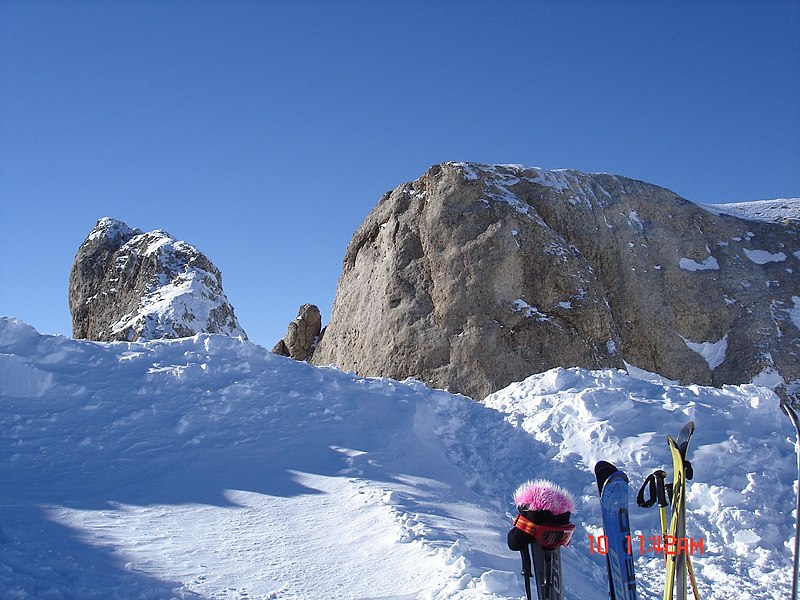 File:Marmolada - Ski pauze - panoramio.jpg