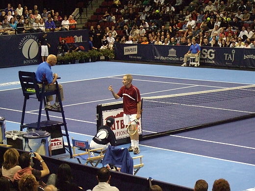 John McEnroe, de winnaar van het toernooi.