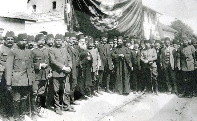 Mehmed V Reşâd's reception in the train station of Monastir (modern Bitola), 1911