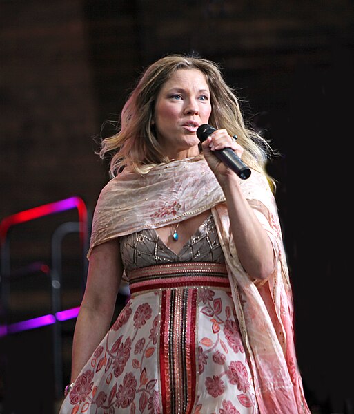 File:Meja Beckman at the National Day celebrations 2009.jpg