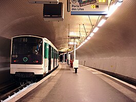 Metro de Paris - Ligne 3 bis - Gambetta 02.jpg
