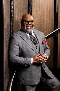 T. D. Jakes 20th- and 21st-century American bishop