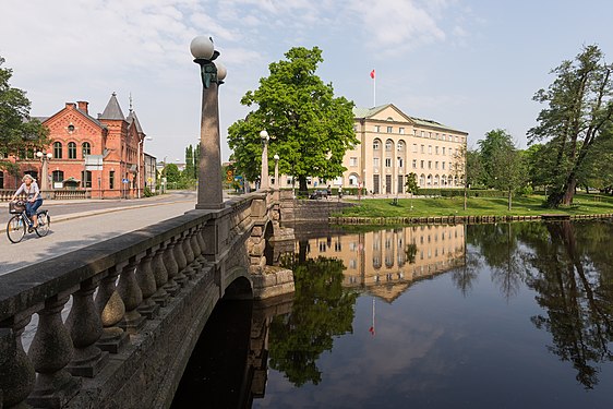 Vasabron (the Vasa bridge) in Örebro with a old municipal building in the background. Both the bridge and the building was designed by the same architect