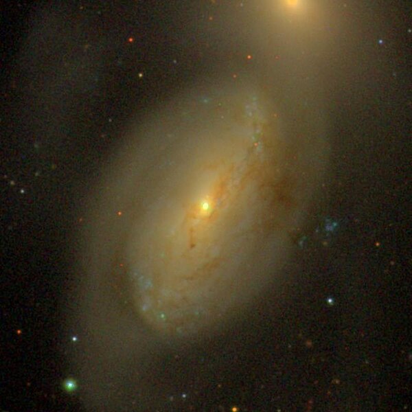 Datoteka:NGC3227 - SDSS DR14.jpg