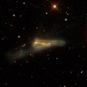 NGC523 na SDSS