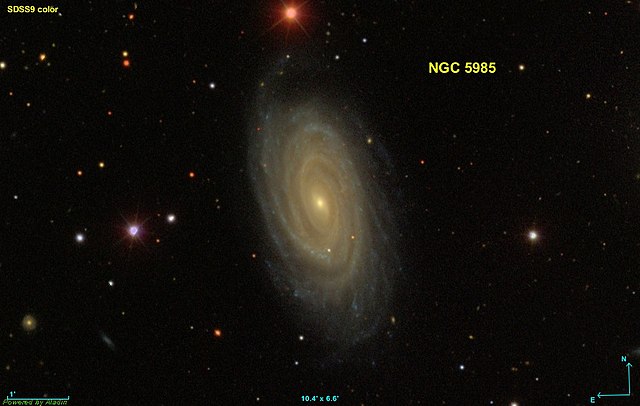 Comptons en images - Page 17 640px-NGC_5985_SDSS2