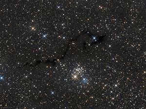 NGC 654, VdB6, LDN 1332,1334,1337 (Kasjopea) .jpg