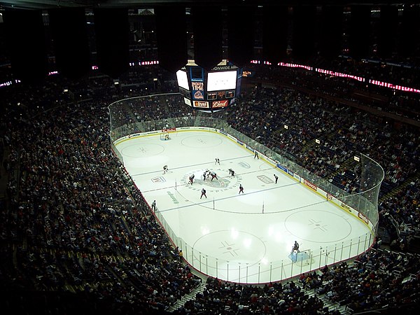 Arena bowl during a Blue Jackets game in 2007