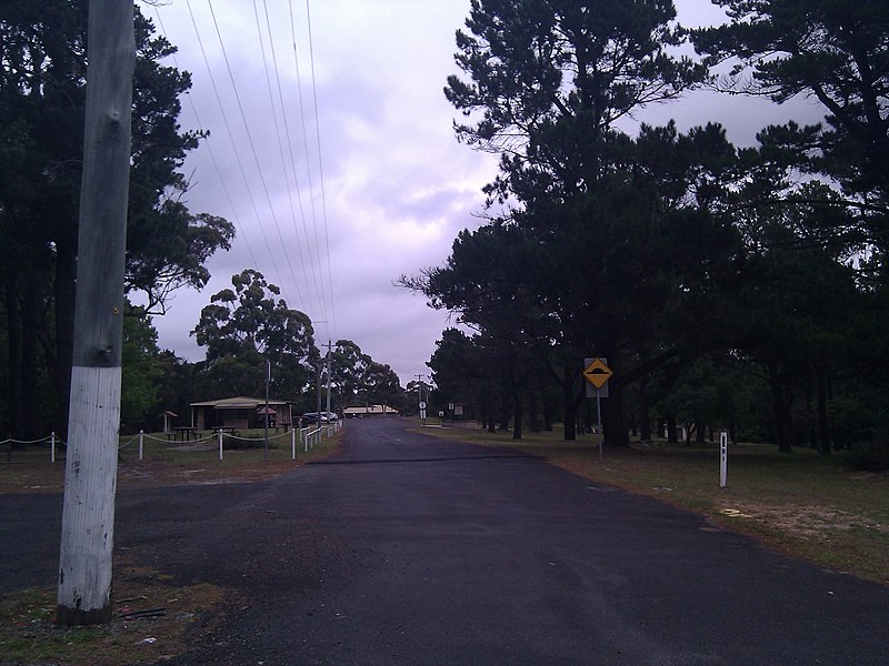 File:Near Cataract Dam - panoramio.jpg