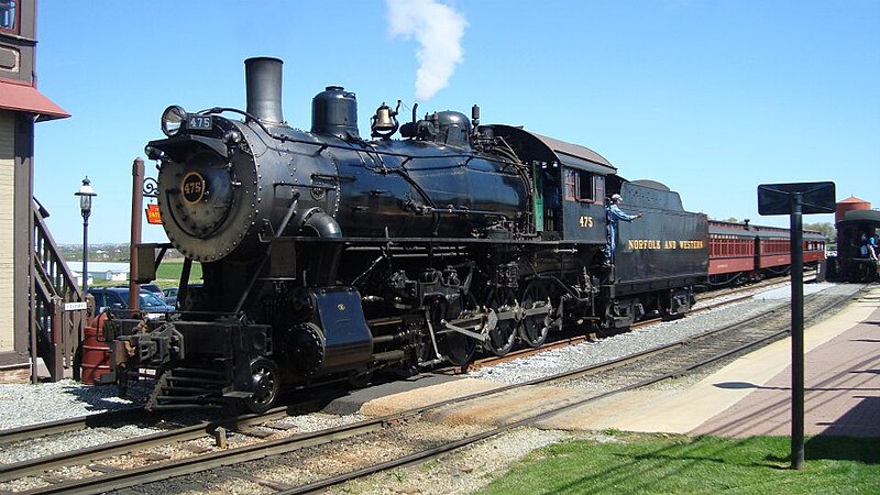 File:Strasburg Rail Road - 475 steam locomotive (Baldwin 4-8-0) (Strasburg,  Pennsylvania, USA) 4 (26460216193).jpg - Wikimedia Commons