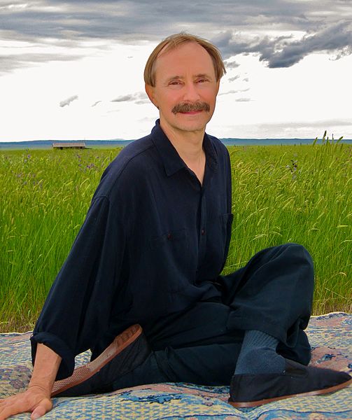 File:Paulie Zink--Yin Yoga--BEST.jpg