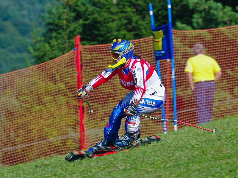 File:Petra Ivankova Grass Skiing World Championships 2009 SC Super-G 2.jpg