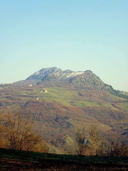 File:Pietra Parcellara - panoramio (4).jpg