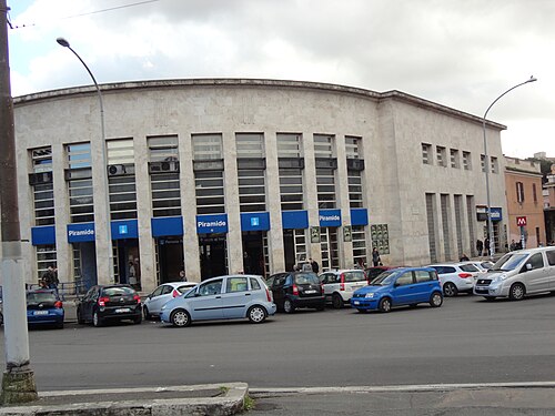 Piramide Metro B Station