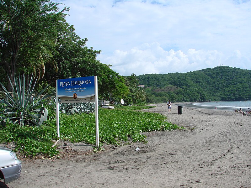 File:Playa Hermosa.jpg