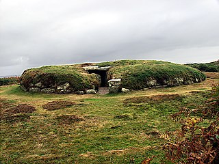 Porth Hellick Down Neolithic entrance grave on the Isles of Scilly