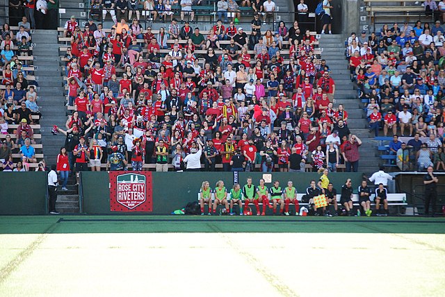 The traveling Rose City Riveters at Seattle's Memorial Stadium in 2017.