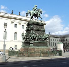Reiterstandbild - Friedrich der Große - Südansicht.jpg