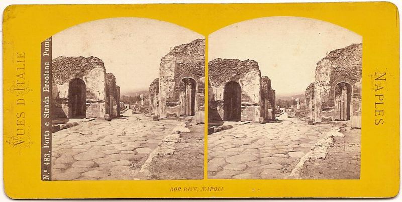 File:Rive, Robnerto - No. 483. Porta e Strada Ercolana Pompeii.jpg