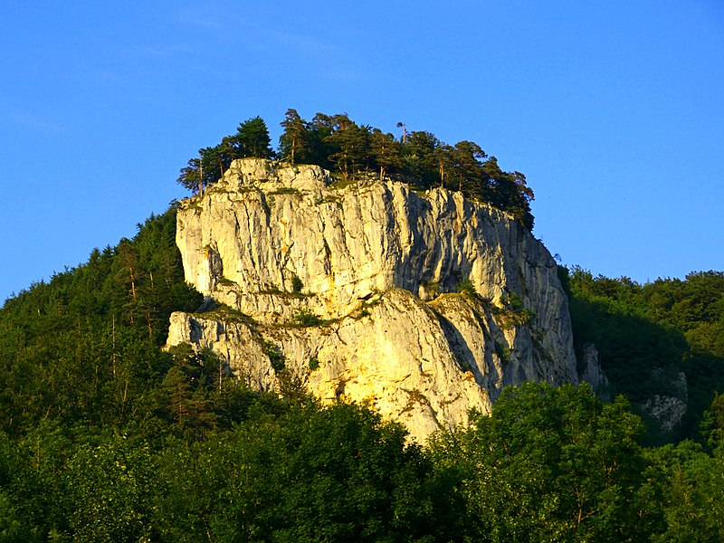 File:Rock - panoramio (29).jpg