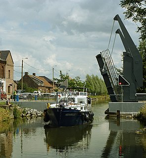 Canal de Roubaix canal