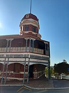 Royal George Hotel, East Fremantle, Mayıs 2020 03.jpg