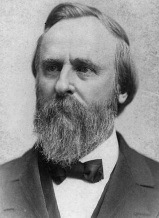 https://upload.wikimedia.org/wikipedia/commons/thumb/e/e9/Rutherford_B_Hayes_-_head_and_shoulders.jpg/320px-Rutherford_B_Hayes_-_head_and_shoulders.jpg