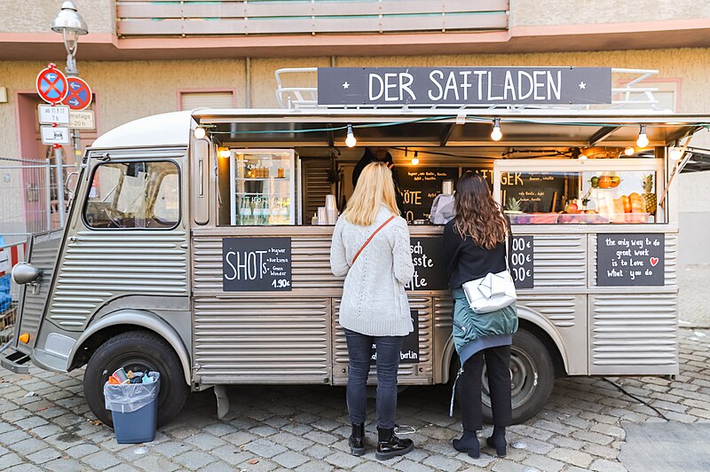 File:Saftladen Berlin (47825021481).jpg