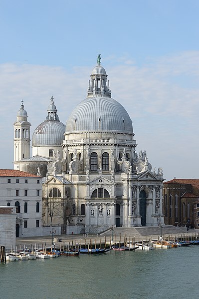 Santa Maria della Salute at the Grand Canal