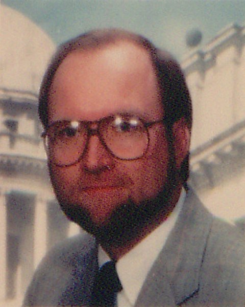 File:Sen Eddie Briggs 1988.jpg