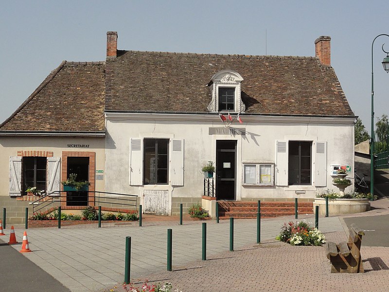 File:Souligné-sous-Ballon (Sarthe) mairie.jpg